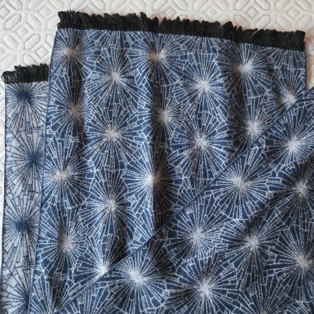 Winter Scarf - Abstract Pattern With Fringe - Picture 3 of 5